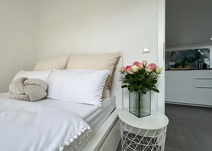 Zentral, Ruhig & Stilvoll Wohnen - Yuka Apartments